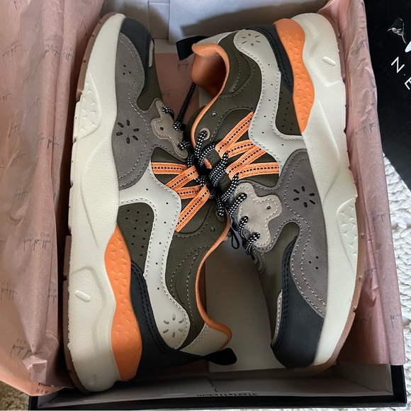 NIB NICOLE MILLER Olive Multi Flown Sneakers Color Block Retro size 9 - Picture 13 of 16